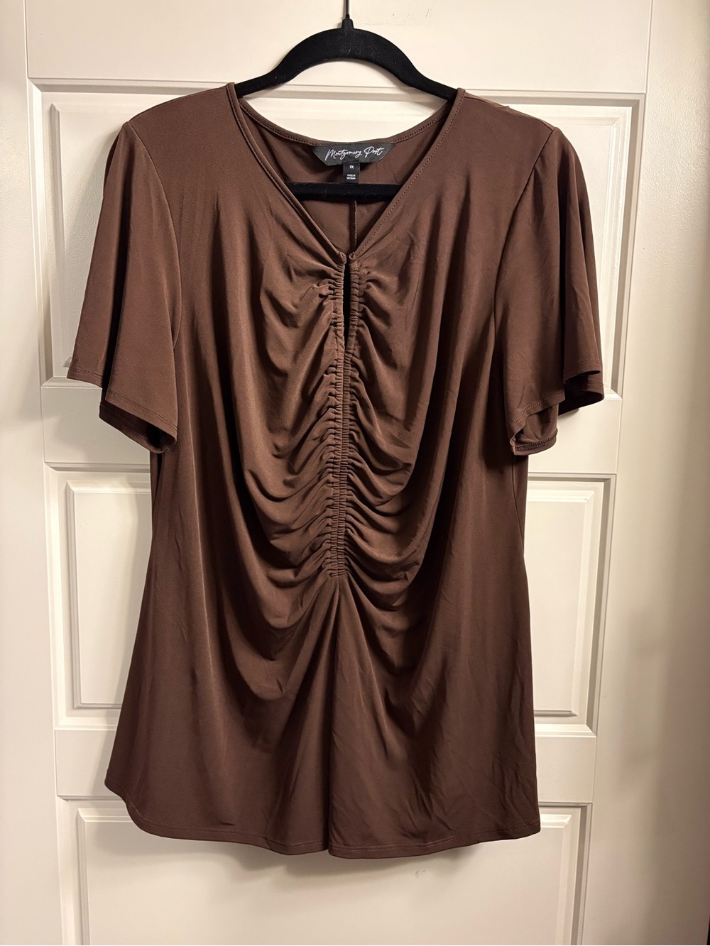 Women's Brown Ruched V-Neck Short Sleeve Tee